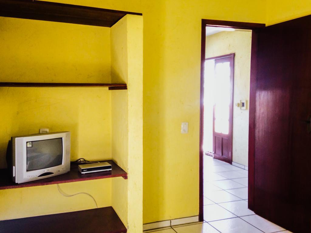 ホテルResidencial Ferrugem インビトゥバ エクステリア 写真